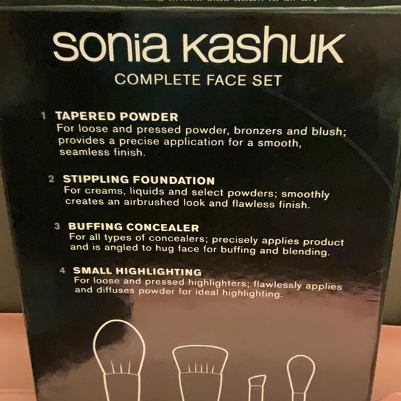 Sonia Kashuk Professional Collection Complete Face Make up Brush Set - 4pc NIB - Picture 2 of 2
